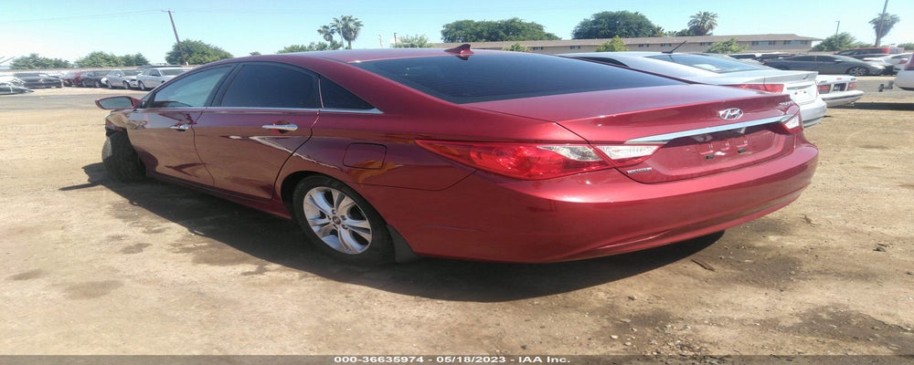 5NPEC4AC7BH117805 2011 HYUNDAI SONATA photo no. 3