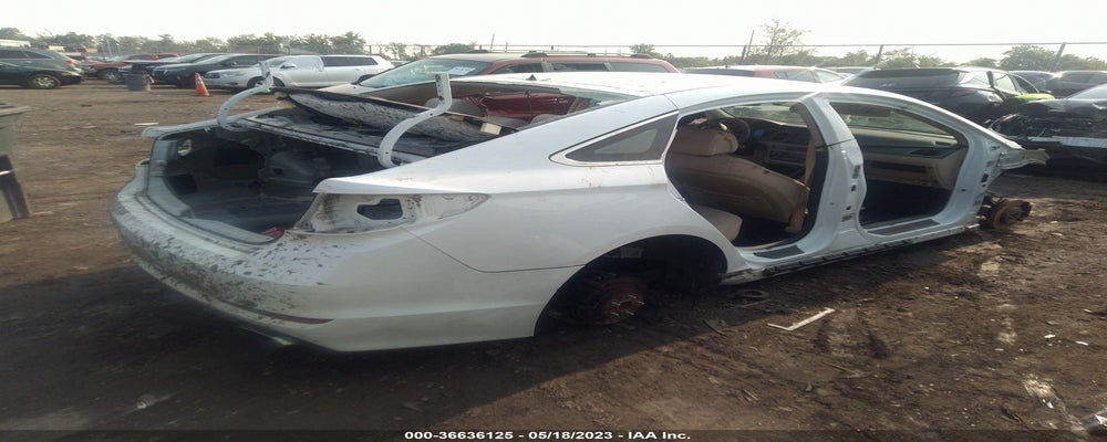 5NPE24AF0FH172728 2015 HYUNDAI SONATA photo no. 4