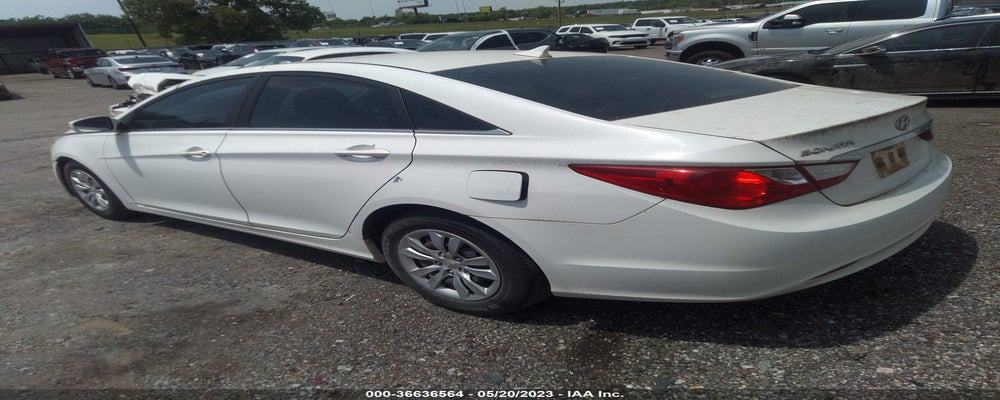 5NPEB4AC9BH011116 2011 HYUNDAI SONATA photo no. 3