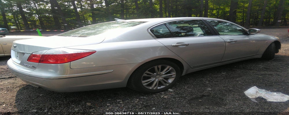 KMHGC4DF4BU118815 2011 HYUNDAI GENESIS photo no. 4