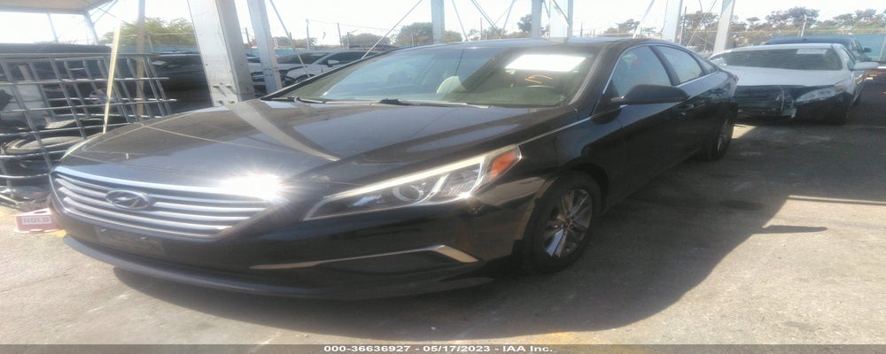 5NPE24AF4HH443406 2017 HYUNDAI SONATA photo no. 2