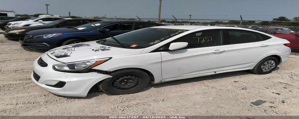 KMHCT4AE1HU341445 2017 HYUNDAI ACCENT photo no. 2