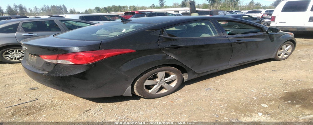 5NPDH4AE1DH243238 2013 HYUNDAI ELANTRA photo no. 4