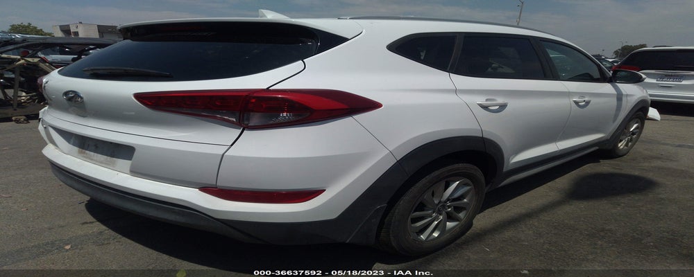 KM8J33A49HU511463 2017 HYUNDAI TUCSON photo no. 4