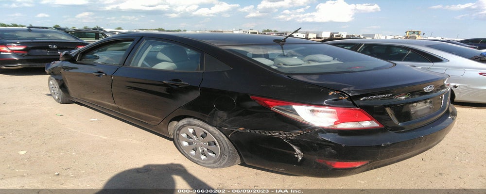 KMHCT4AEXHU203645 2017 HYUNDAI ACCENT photo no. 3