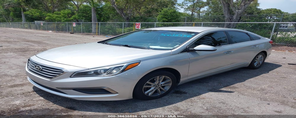 5NPE24AF7GH304112 2016 HYUNDAI SONATA photo no. 2