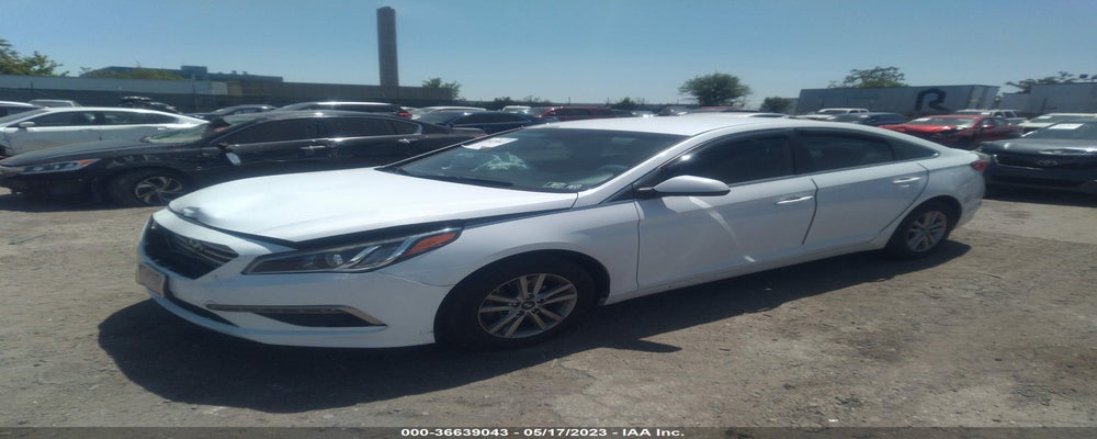 5NPE24AF4FH222854 2015 HYUNDAI SONATA photo no. 2
