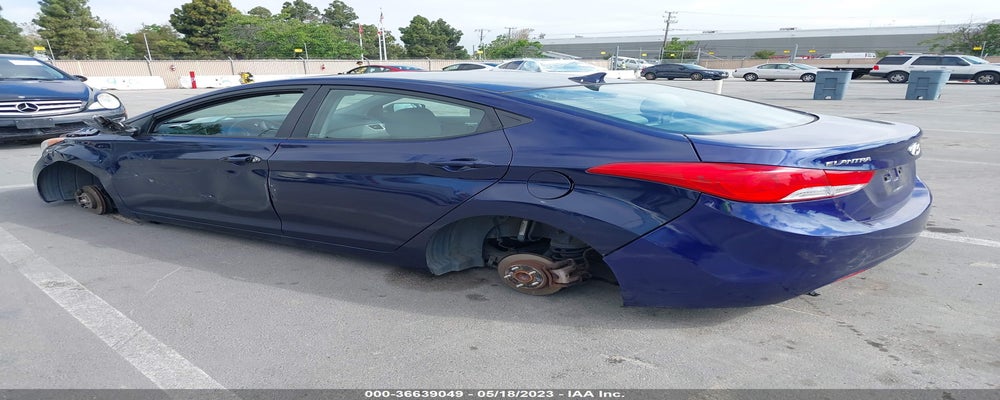5NPDH4AEXDH449383 2013 HYUNDAI ELANTRA photo no. 3