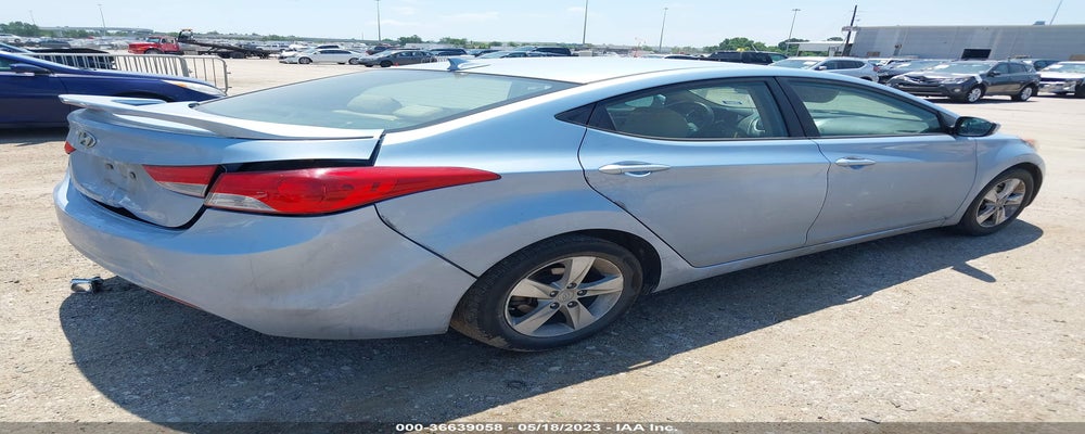 KMHDH4AE8CU353400 2012 HYUNDAI ELANTRA photo no. 4