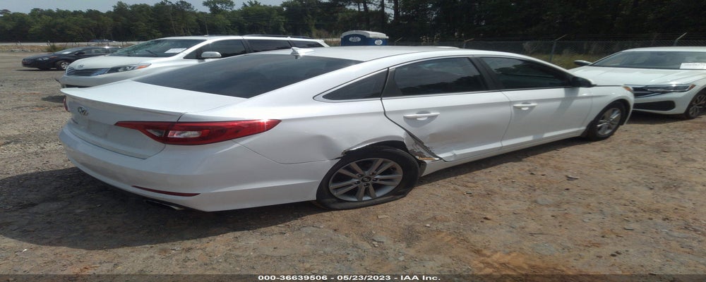 5NPE24AF5FH221793 2015 HYUNDAI SONATA photo no. 4