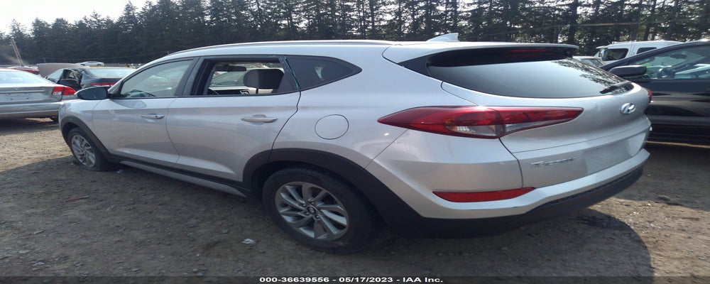 KM8J3CA43JU730666 2018 HYUNDAI TUCSON photo no. 3