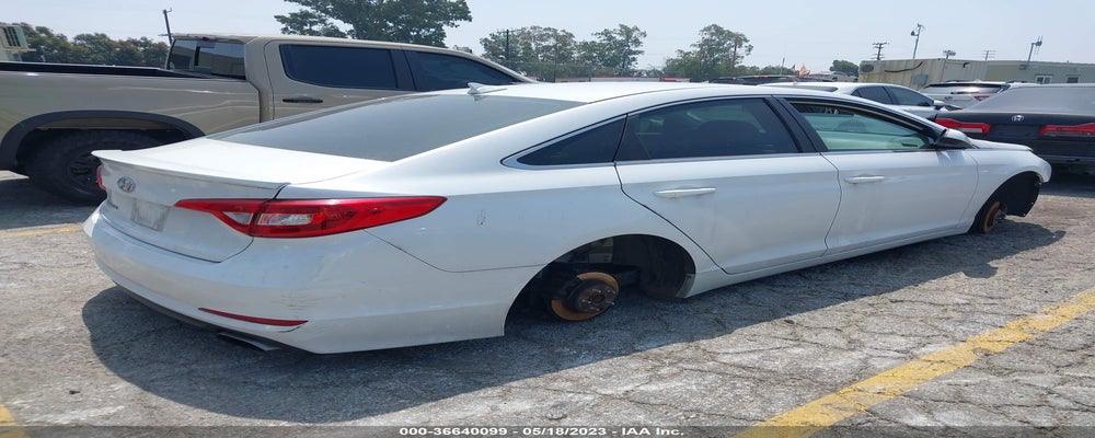 5NPE24AF9FH009785 2015 HYUNDAI SONATA photo no. 4