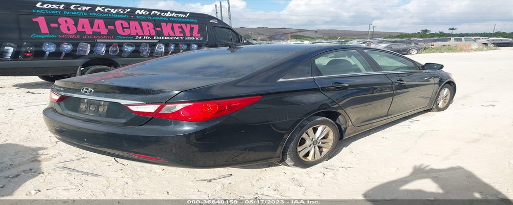 5NPEB4ACXCH457275 2012 HYUNDAI SONATA photo no. 4