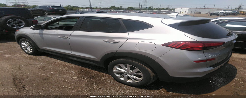 KM8J2CA43MU329528 2021 HYUNDAI TUCSON photo no. 3