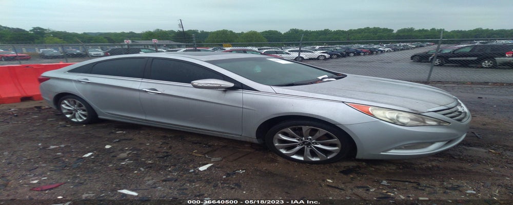 5NPEC4AB8BH200439 2011 HYUNDAI SONATA photo no. 7