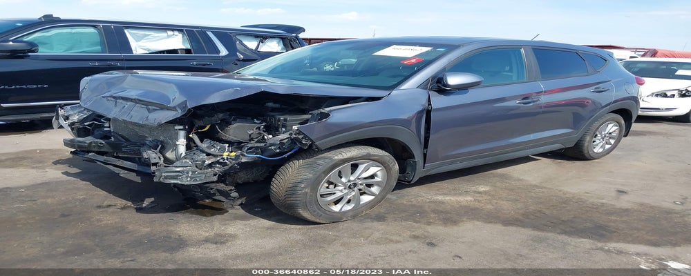 KM8J2CA41JU650687 2018 HYUNDAI TUCSON photo no. 2
