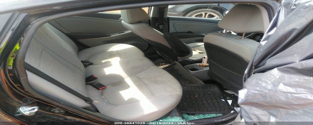 KMHCT4AE9HU213499 2017 HYUNDAI ACCENT photo no. 8