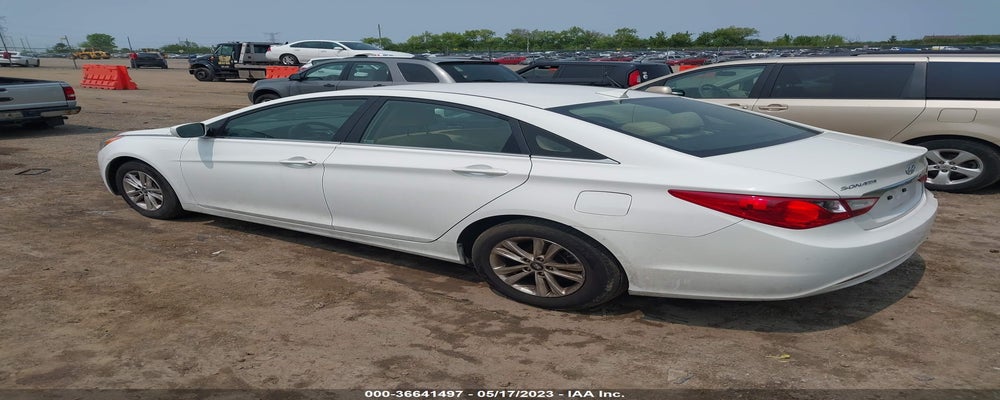 5NPEB4AC9DH763420 2013 HYUNDAI SONATA photo no. 3