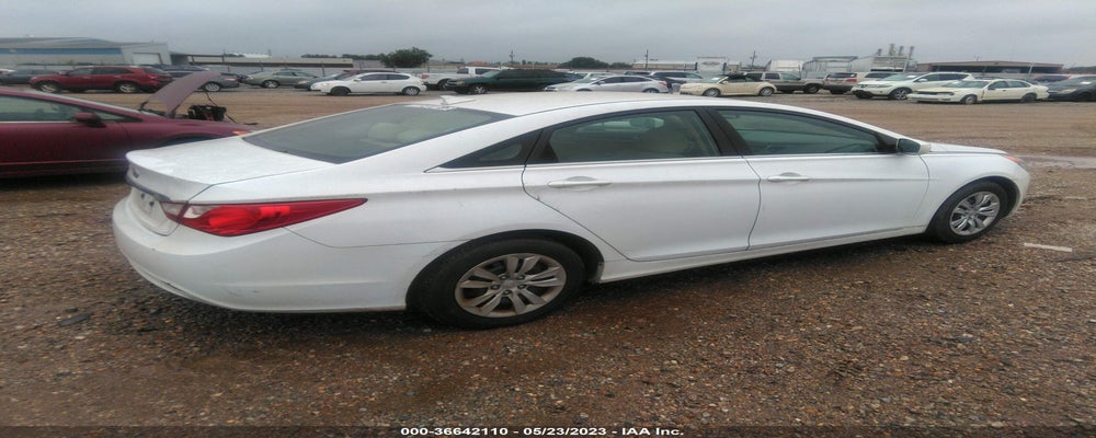 5NPEB4AC6DH561103 2013 HYUNDAI SONATA photo no. 4