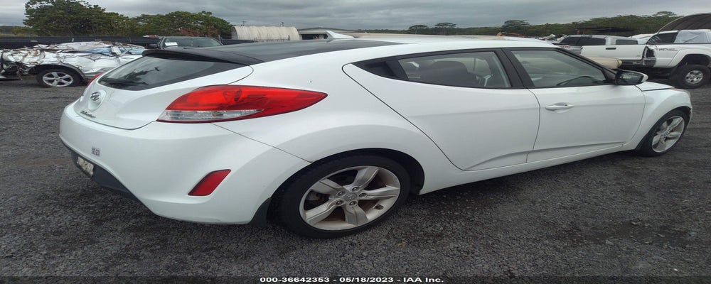 KMHTC6AD6DU167904 2013 HYUNDAI VELOSTER photo no. 4