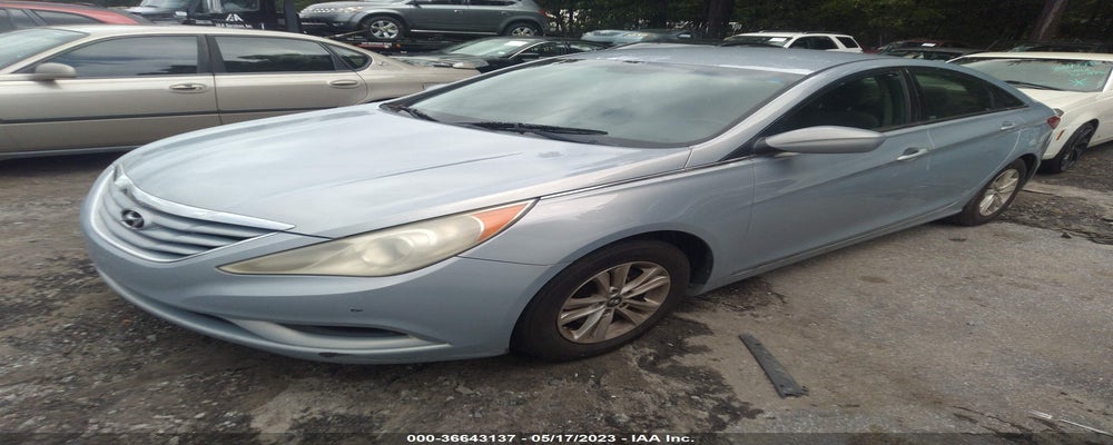 5NPEB4AC3BH240150 2011 HYUNDAI SONATA photo no. 2