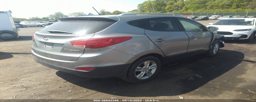 KM8JU3AC3DU577733 2013 HYUNDAI TUCSON photo no. 4
