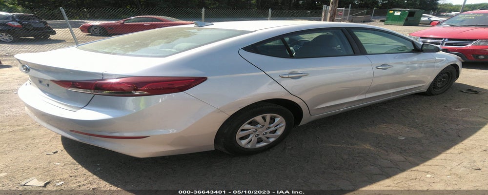 5NPD74LF8HH139635 2017 HYUNDAI ELANTRA photo no. 4