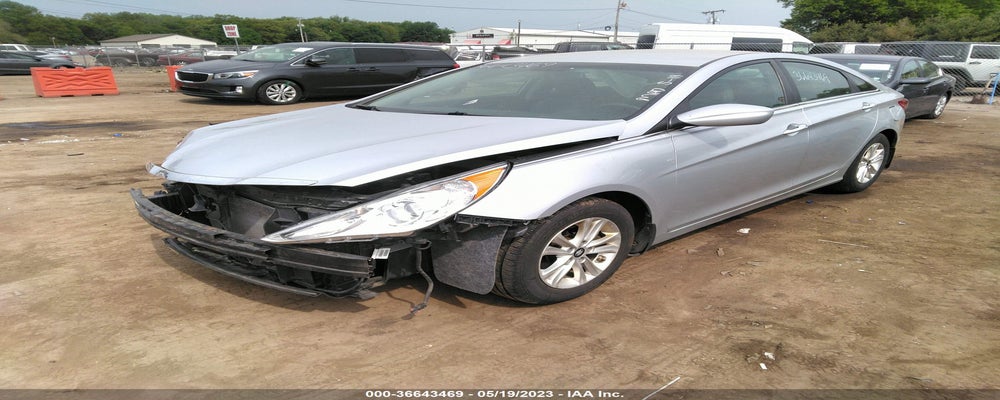 5NPEB4AC5DH682351 2013 HYUNDAI SONATA photo no. 2