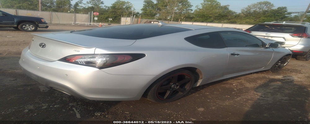 KMHHU6KH0BU052488 2011 HYUNDAI GENESIS photo no. 4