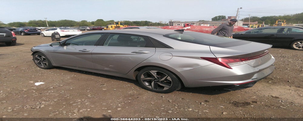 5NPLN4AG4MH041256 2021 HYUNDAI ELANTRA photo no. 3