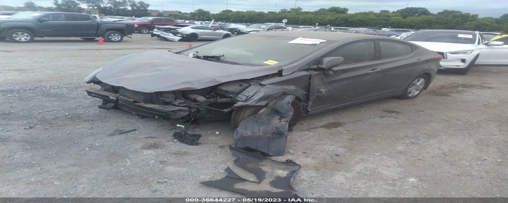 5NPDH4AE0DH202146 2013 HYUNDAI ELANTRA photo no. 2