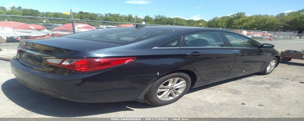 5NPEB4AC2DH752081 2013 HYUNDAI SONATA photo no. 4