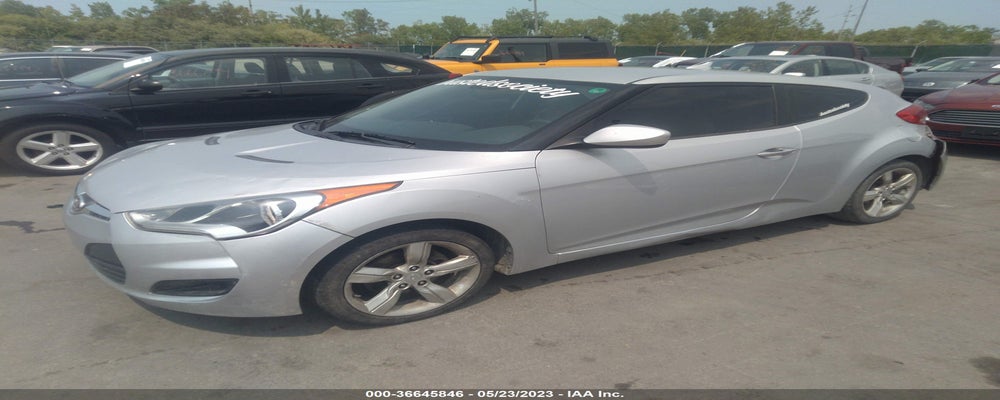 KMHTC6AD6CU065548 2012 HYUNDAI VELOSTER photo no. 2