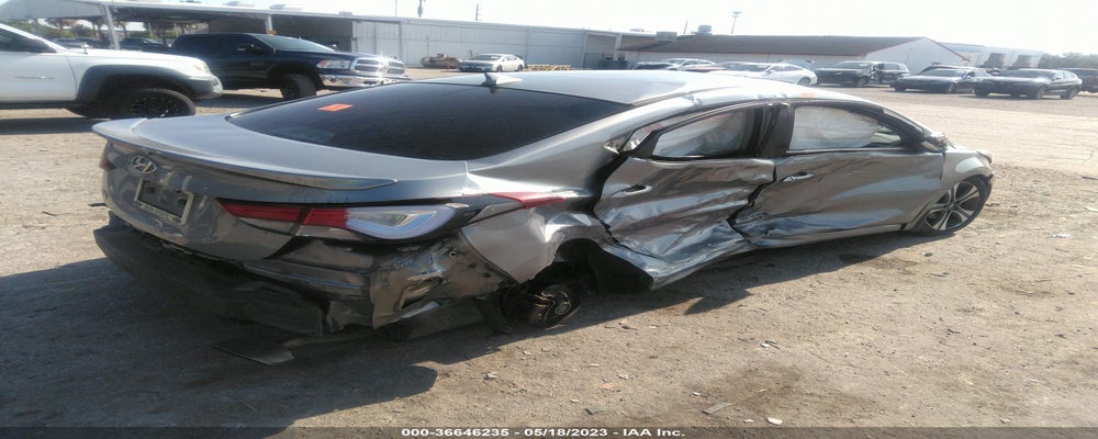 KMHDH4AH2FU423794 2015 HYUNDAI ELANTRA photo no. 4