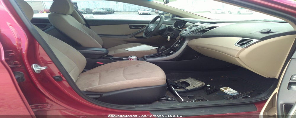 5NPDH4AE7GH798196 2016 HYUNDAI ELANTRA photo no. 5