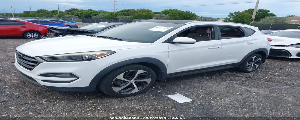 KM8J33A28GU257404 2016 HYUNDAI TUCSON photo no. 2