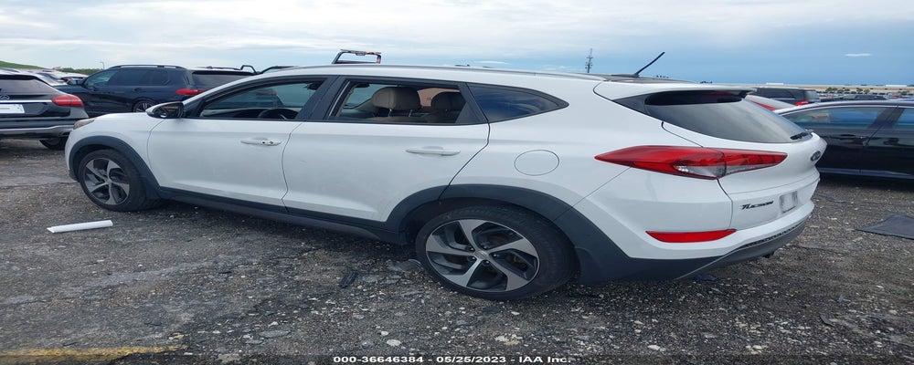 KM8J33A28GU257404 2016 HYUNDAI TUCSON photo no. 3