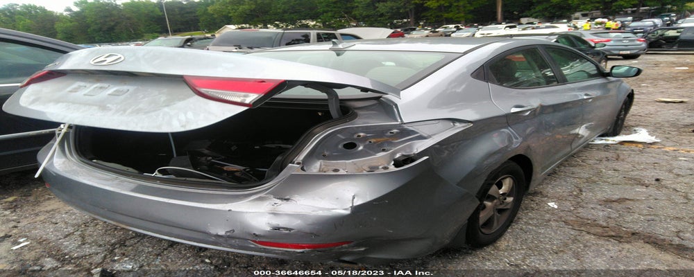 5NPDH4AEXFH639672 2015 HYUNDAI ELANTRA photo no. 4