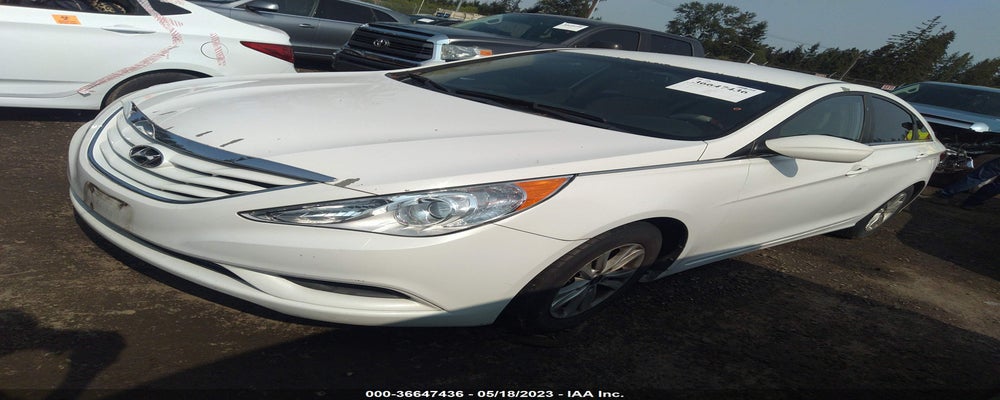 5NPEB4AC4BH029894 2011 HYUNDAI SONATA photo no. 2