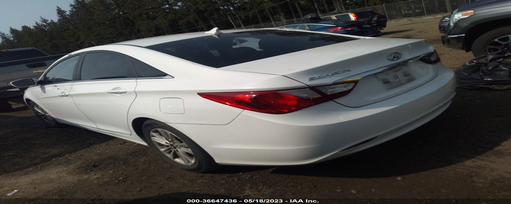 5NPEB4AC4BH029894 2011 HYUNDAI SONATA photo no. 3