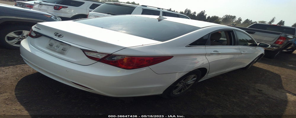 5NPEB4AC4BH029894 2011 HYUNDAI SONATA photo no. 4
