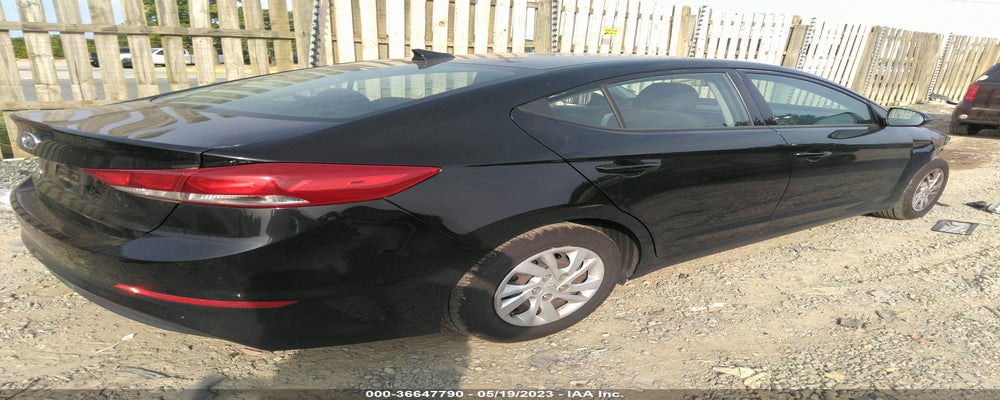 5NPD74LF8JH373473 2018 HYUNDAI ELANTRA photo no. 4