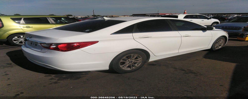 5NPEB4AC5DH746775 2013 HYUNDAI SONATA photo no. 4