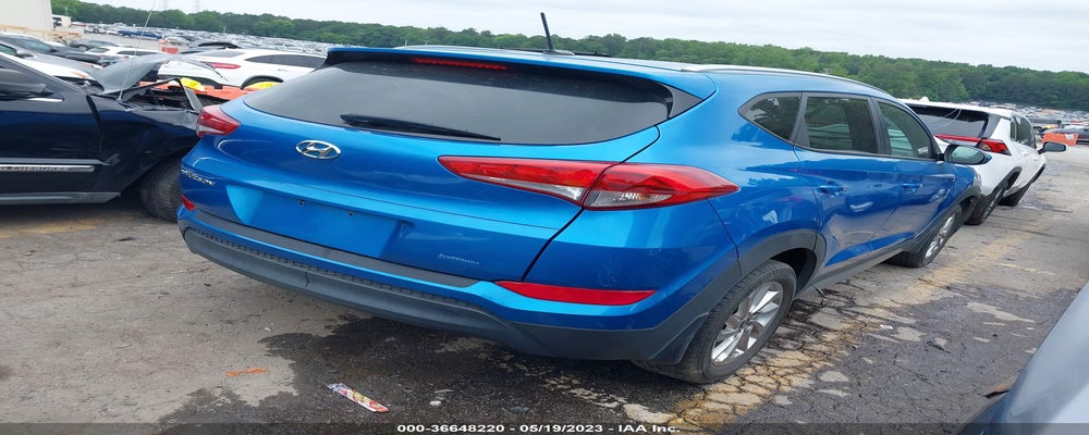 KM8J33A40HU343955 2017 HYUNDAI TUCSON photo no. 4