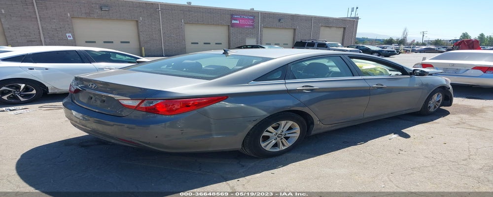 5NPEB4ACXBH082745 2011 HYUNDAI SONATA photo no. 4