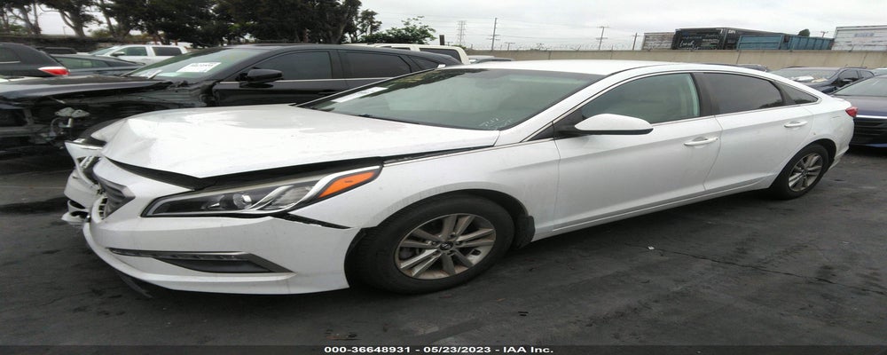 5NPE24AF8FH163212 2015 HYUNDAI SONATA photo no. 2