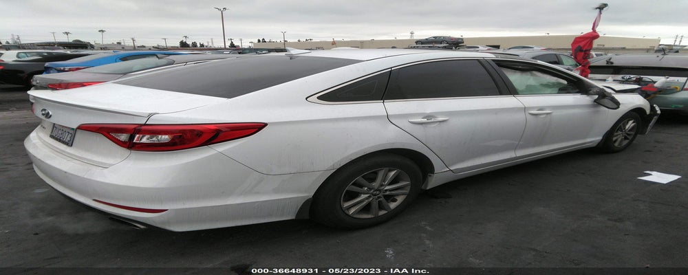 5NPE24AF8FH163212 2015 HYUNDAI SONATA photo no. 4