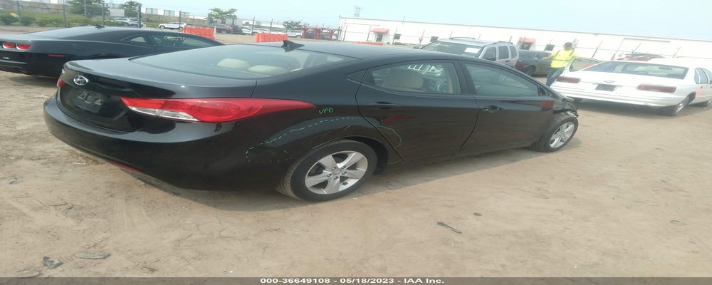 KMHDH4AE0BU085473 2011 HYUNDAI ELANTRA photo no. 4