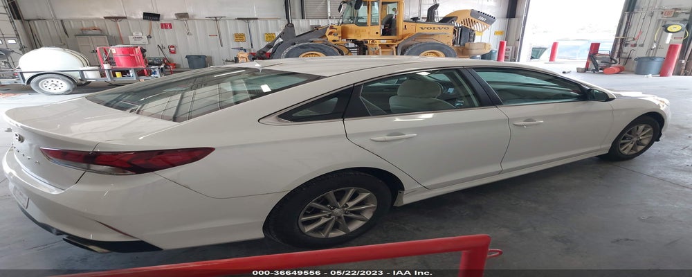 5NPE24AF1KH819972 2019 HYUNDAI SONATA photo no. 4