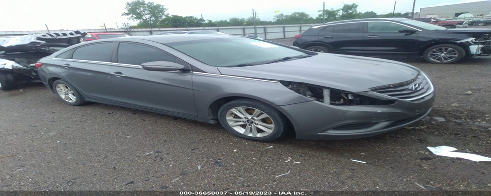 5NPEB4AC1BH066062 2011 HYUNDAI SONATA photo no. 3